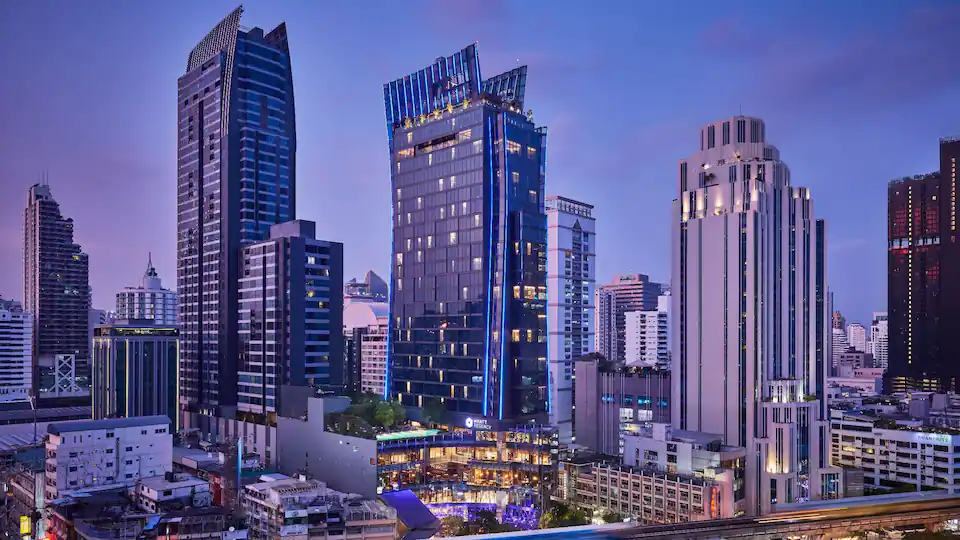 Paket Menginap 1 Tahun di Hotel Mewah Bangkok ! Tertarik ??