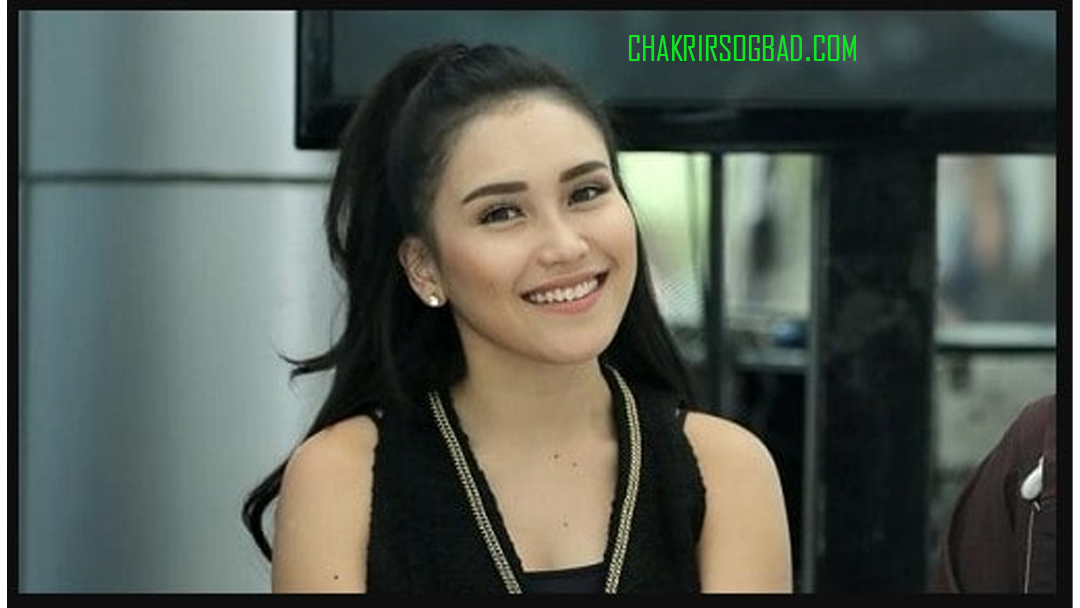 Ayu Ting Ting: Dari Penyanyi Dangdut Hingga Presenter
