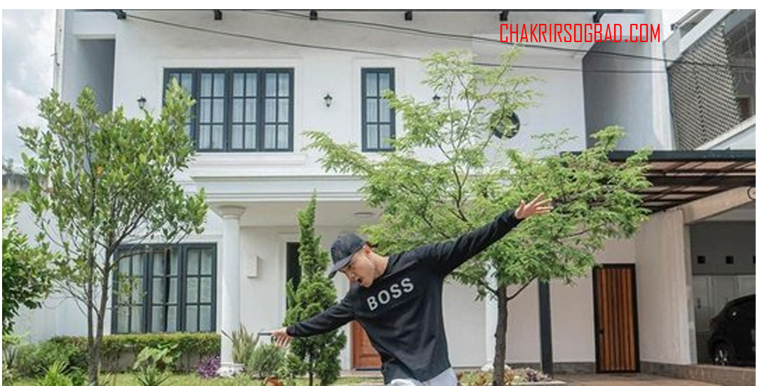 Fadly Faisal dan Rumah Bergaya Eropa yang Ditaksir Berharga Belasan Miliar